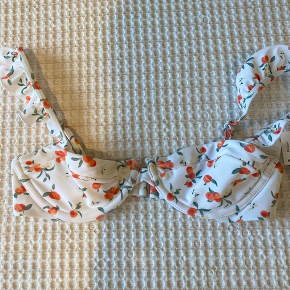 SOLD Abercrombie and Fitch | Swim Suit Bundle XS - Picture 5 of 8